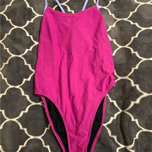 Jolyn Perry one piece size 36